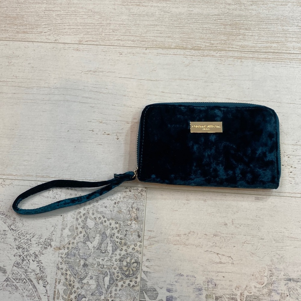 Adrienne Vittadini Teal Blue Velvet RFID Blocking Zip Up Wristlet